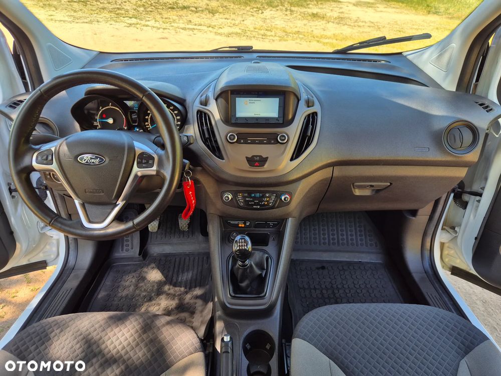 Ford Tourneo Courier 1.5 TDCi Sport - 21