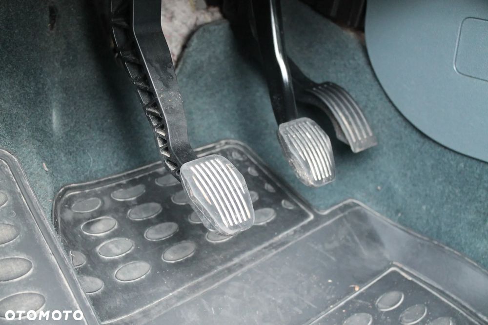 Ford C-MAX 1.6 EcoBoost Titanium - 12