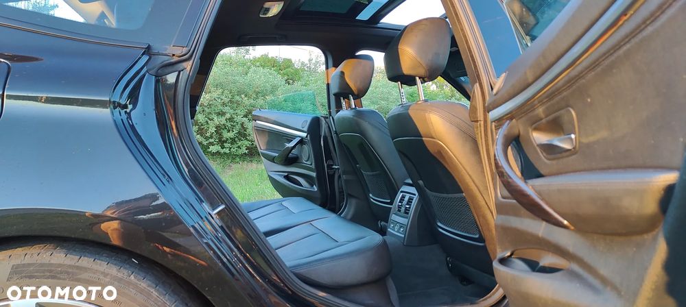 BMW Seria 3 328i xDrive Sport Line - 19