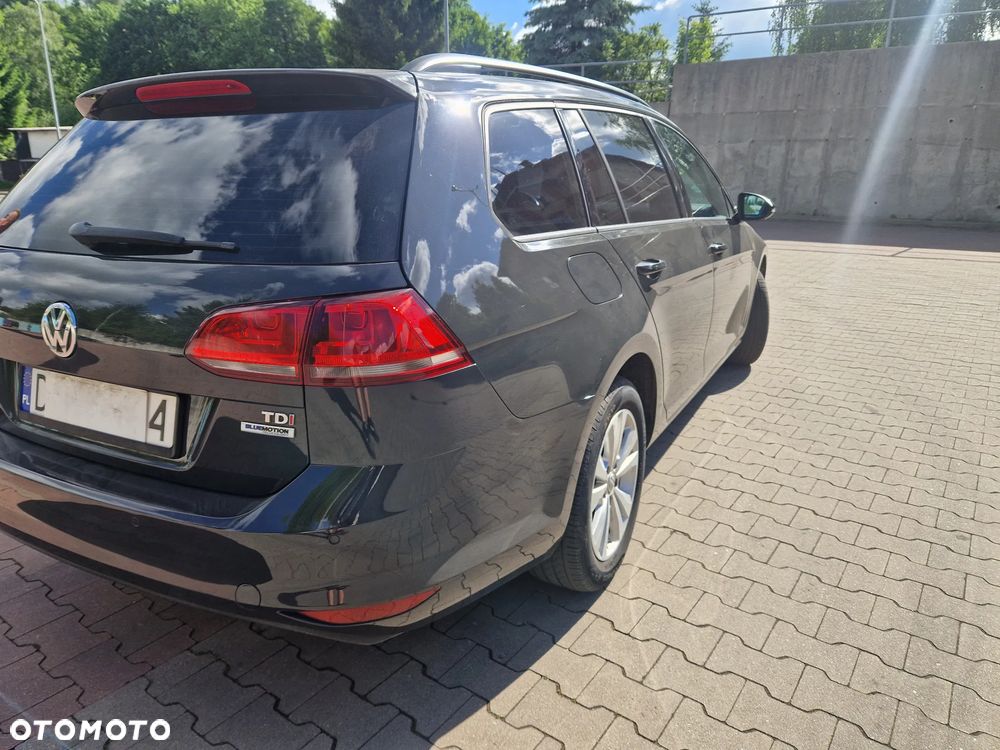 Volkswagen Golf 1.6 TDI BlueMotion Trendline - 5