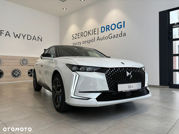 DS Automobiles DS 4