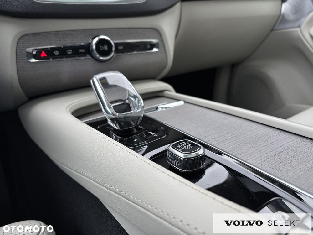 Volvo XC 90 - 16