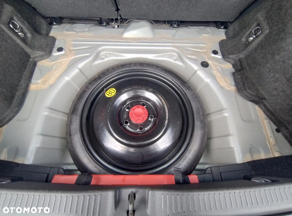 Toyota Auris - 28