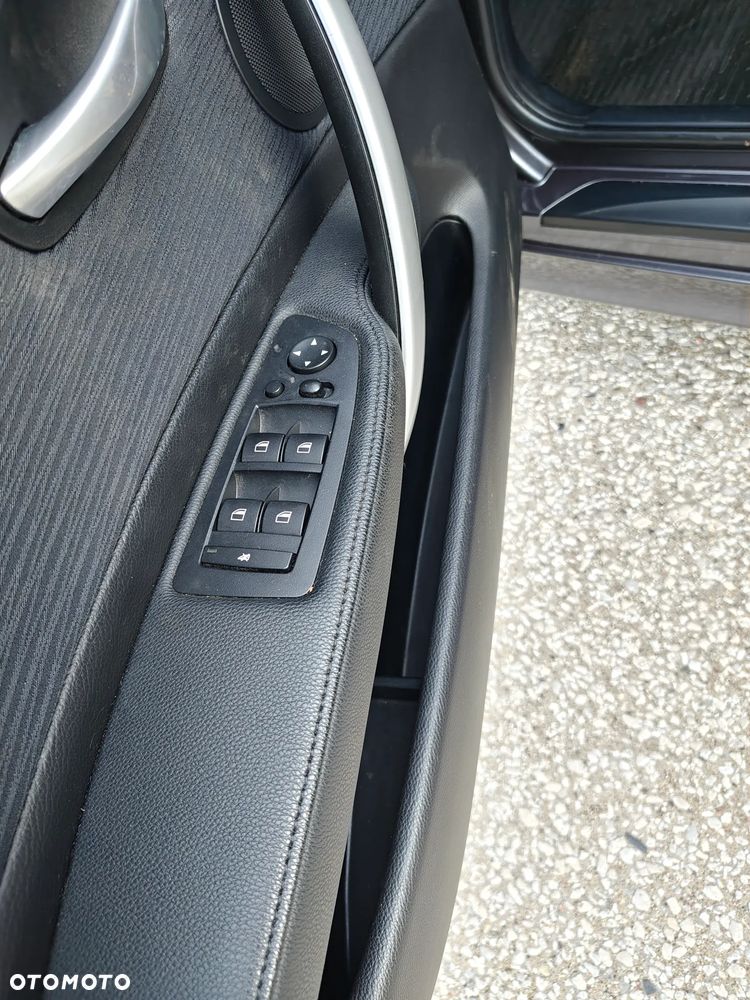 BMW Seria 1 116i - 8