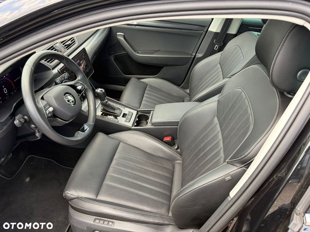 Skoda Superb 2.0 TDI SCR 4x4 Style DSG - 10