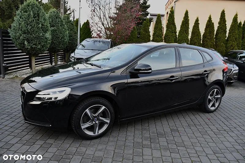 Volvo V40 D2 Momentum - 37