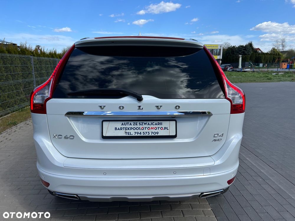 Volvo XC 60 D4 AWD Geartronic Summum - 11