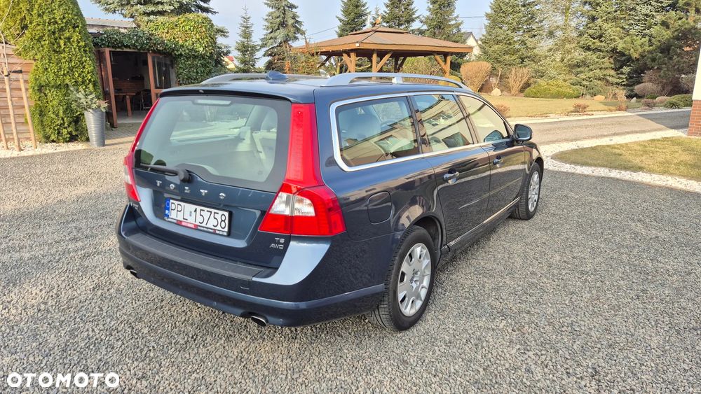Volvo V70 T6 AWD Momentum - 9