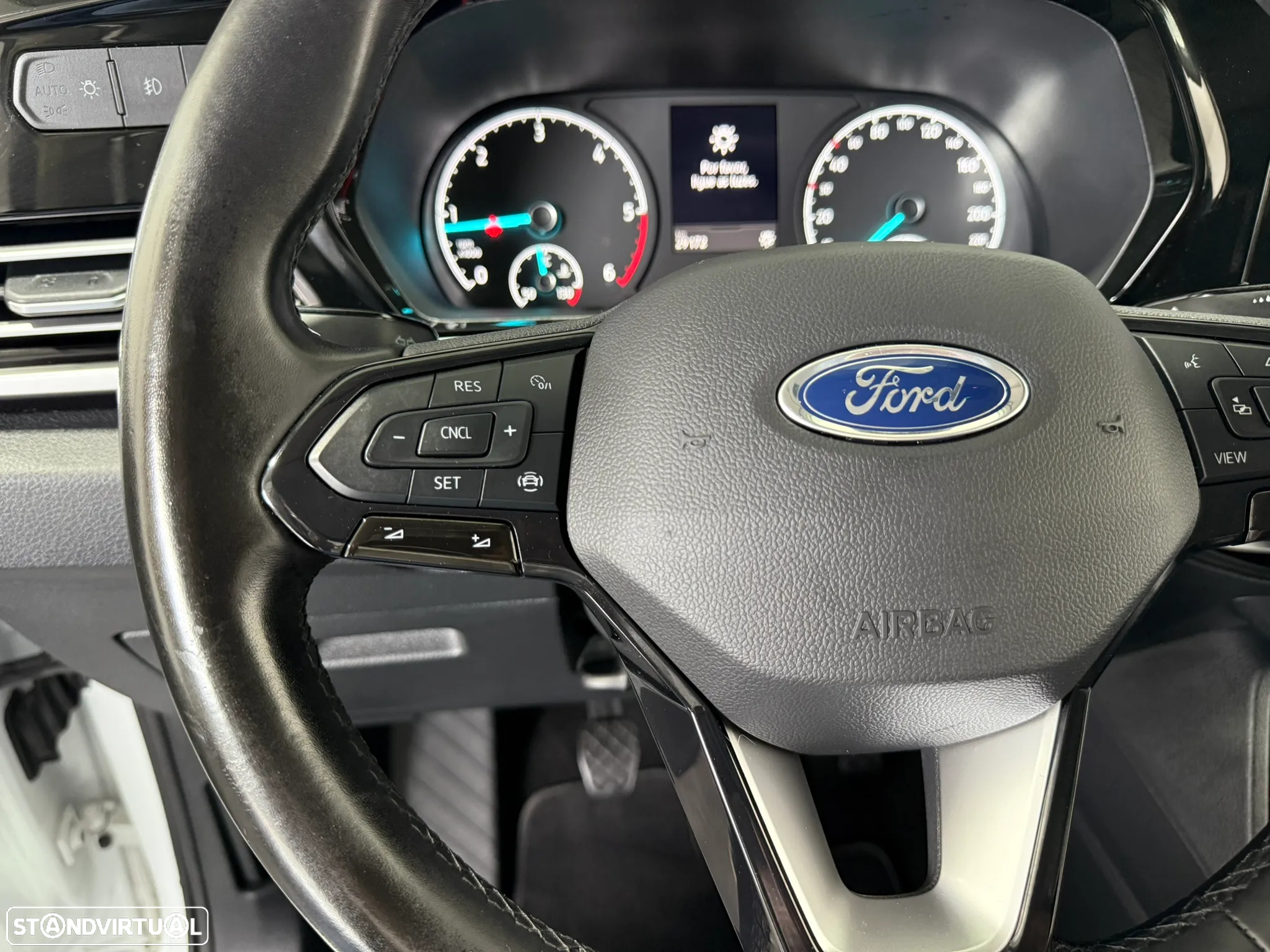 Ford Tourneo Connect 2.0 TDCi Titanium - 29