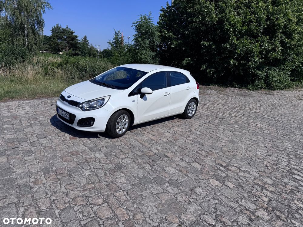 Kia Rio 1.2 Attract - 2