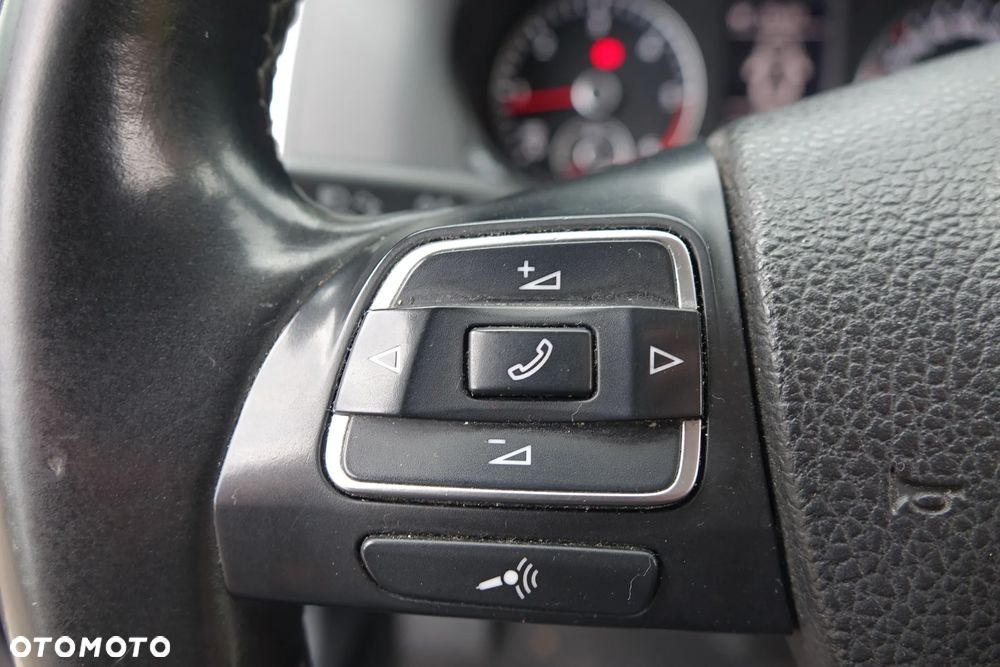 Volkswagen Sharan 2.0 TDI Highline - 18