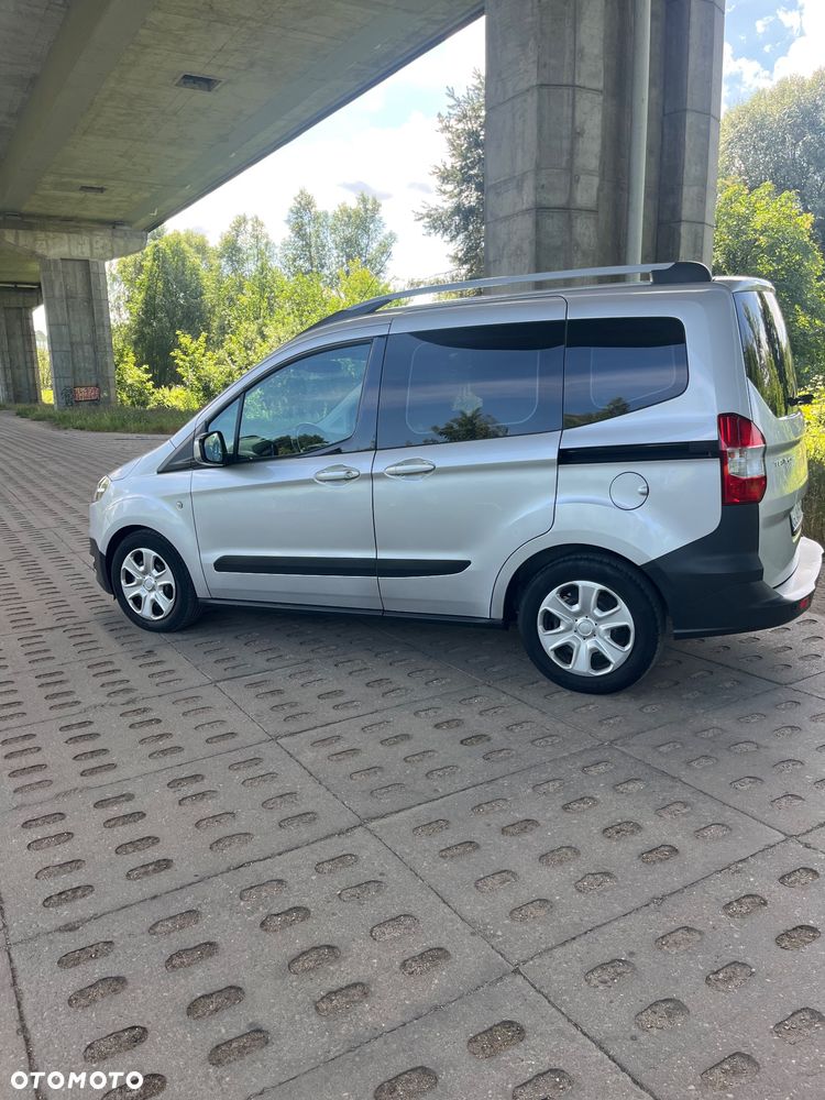 Ford Transit courier - 37