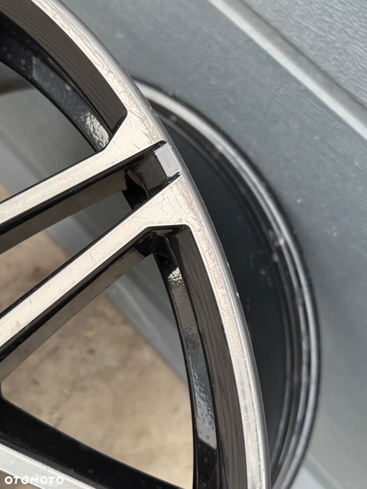 1X FELGA BMW X5 X6 X5M X6M G05 G06 9503308 22'' 11,5J IS43 tył    9503307 21'' 10,5J IS31 ET31 przód - 4