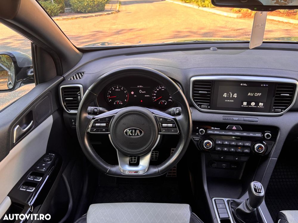 Kia Sportage 1.6 T-GDI 6MT 4x2 GT Line - 9