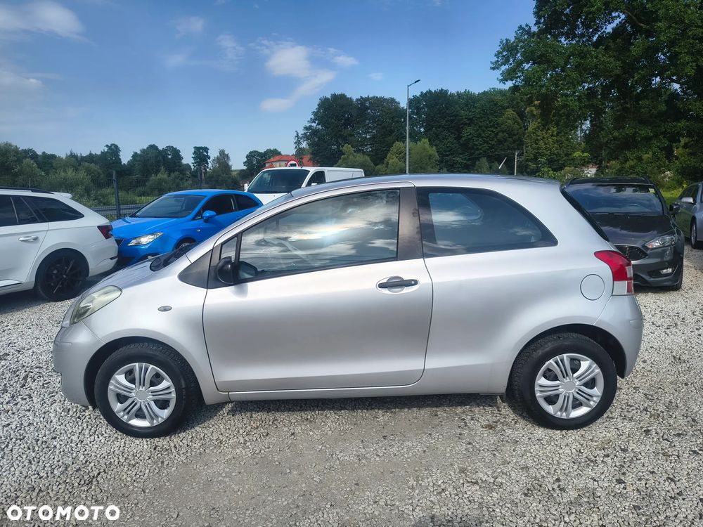 Toyota Yaris 1.0 Blue - 10