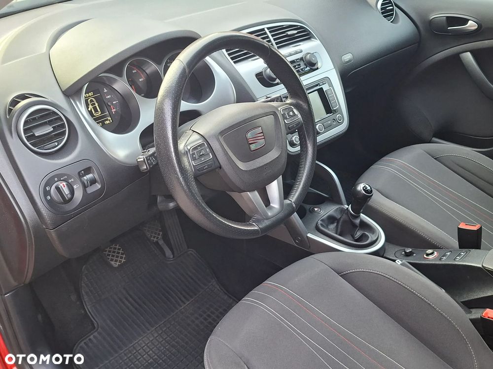 Seat Altea XL 2.0 TDI CR DPF Style Copa - 12