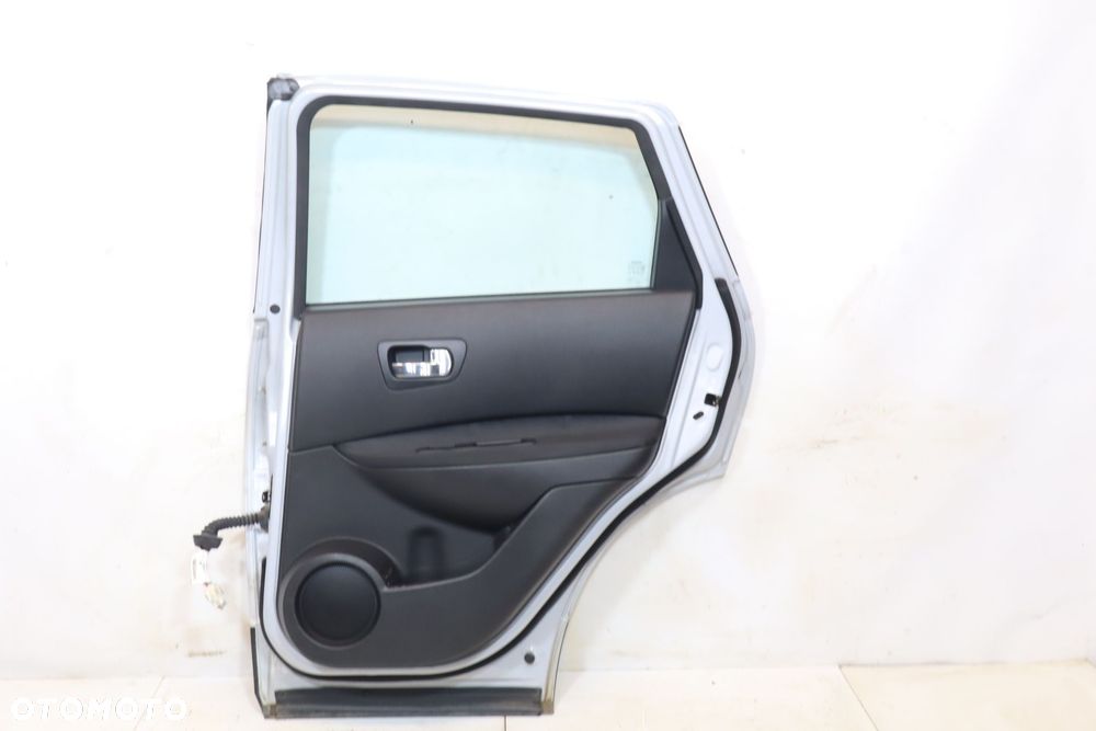 DRZWI PRAWY TYŁ NISSAN QASHQAI I K54 SUV - 2