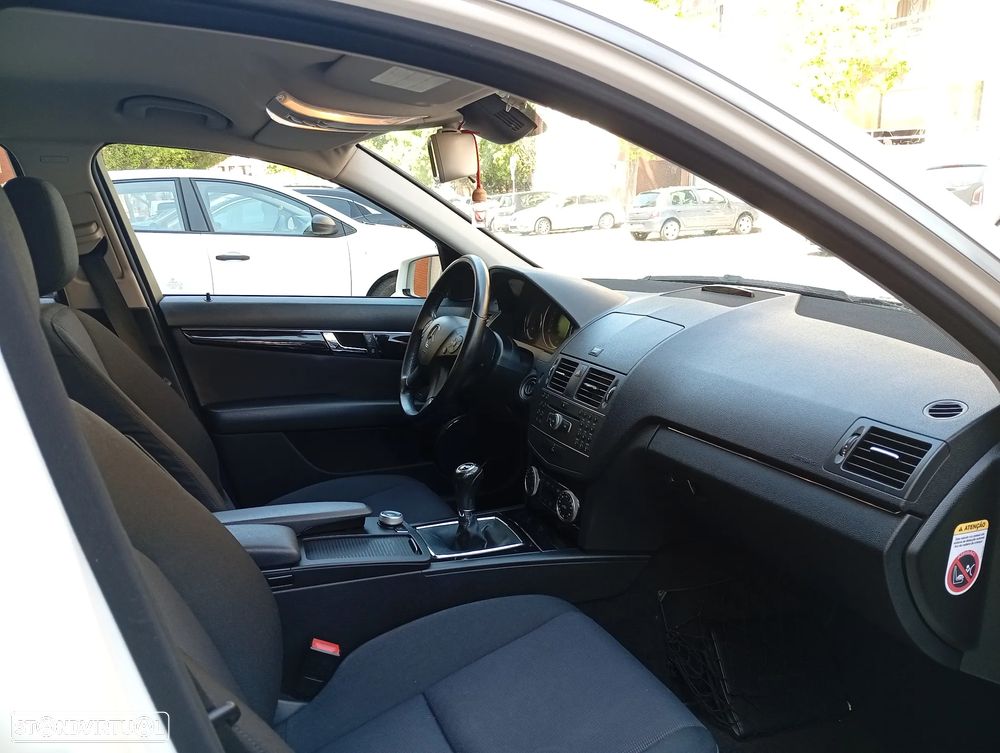 Mercedes-Benz C 180 CDi Avantgarde BlueEfficiency - 8