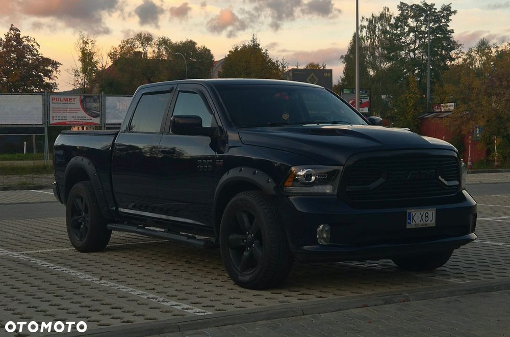 Dodge RAM 5.7 4x4 - 2