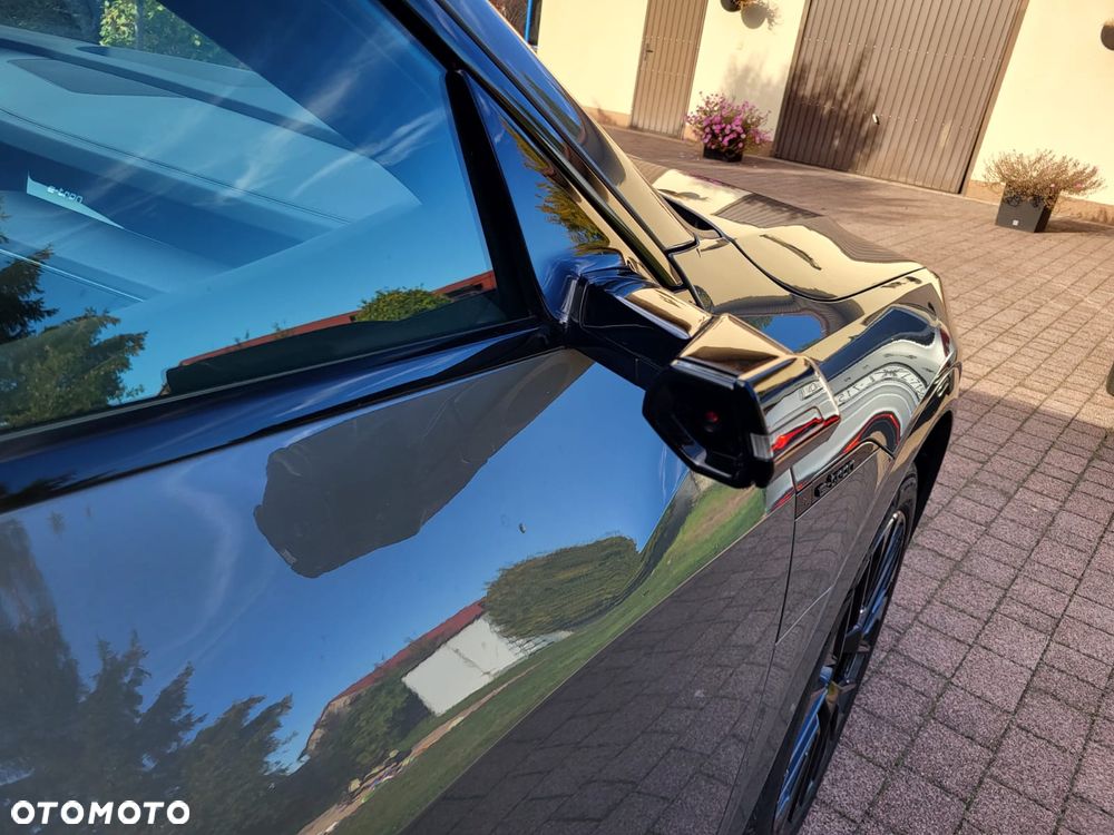 Audi Q8 e-tron 55 quattro S line - 11