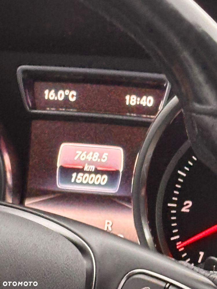 Mercedes-Benz GLE 350 d 4-Matic - 13