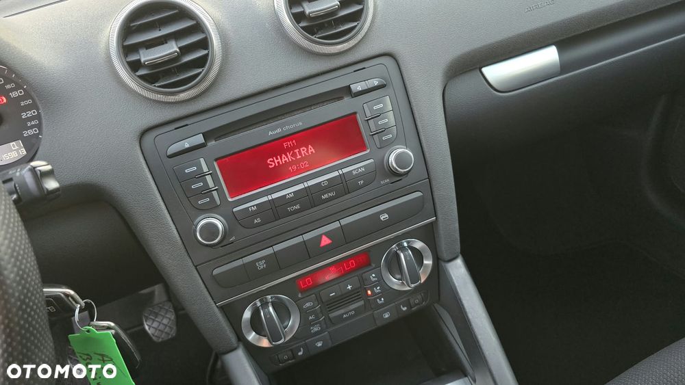 Audi A3 Sportback 1.4 TFSI S line Sportpaket - 25