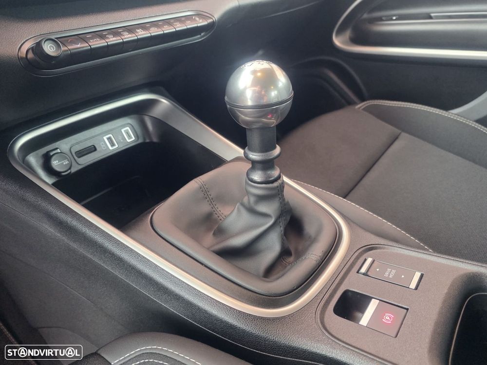 Jeep Avenger 1.2 GSE T3 Altitude - 10