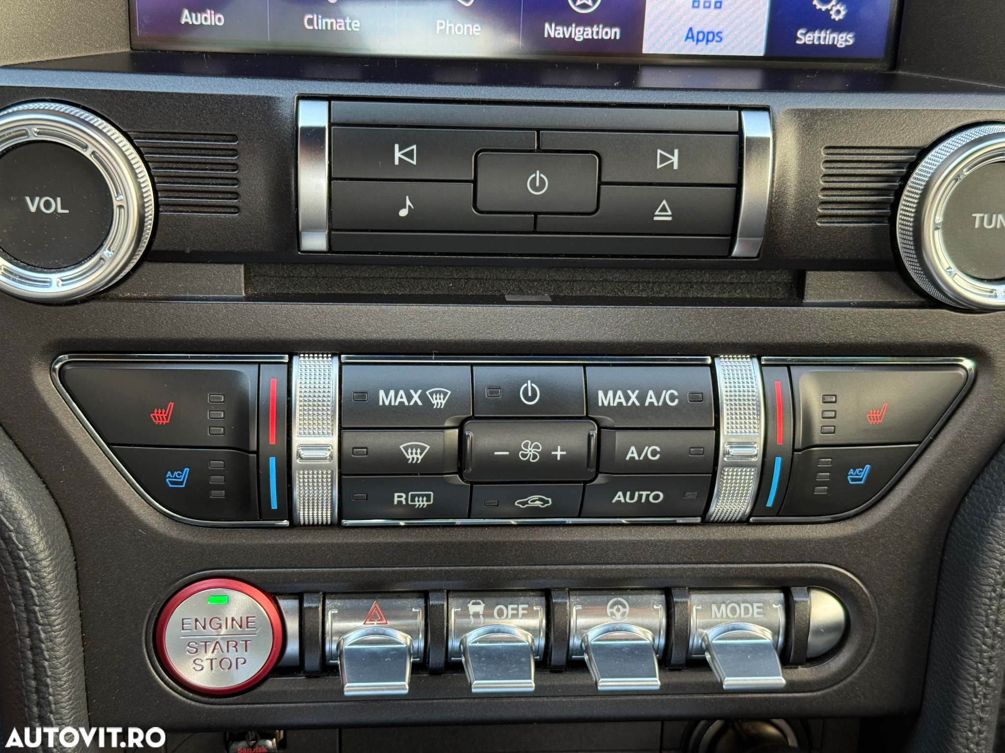 Ford Mustang - 16