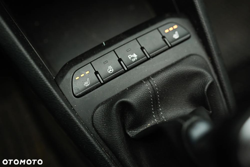 Kia Stonic 1.0 T-GDI 100 OPF Vision - 25