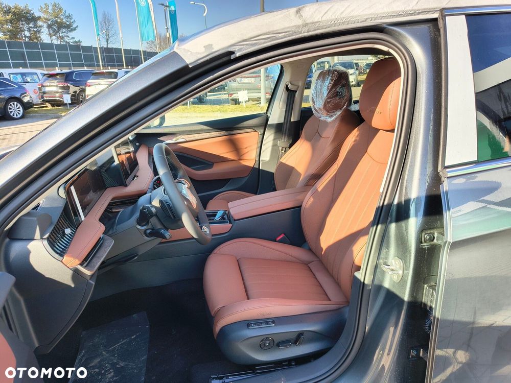 Skoda Superb 2.0 TDI SCR 4x4 L&K DSG - 17