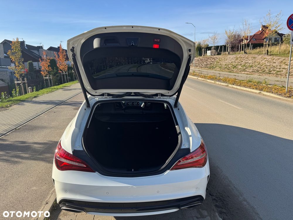 Mercedes-Benz CLA - 15