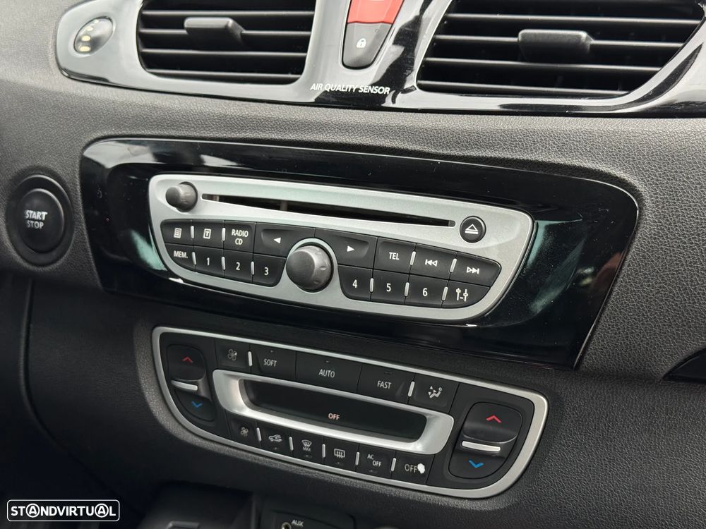 Renault Grand Scénic 1.5 dCi Bose Edition 7L - 26