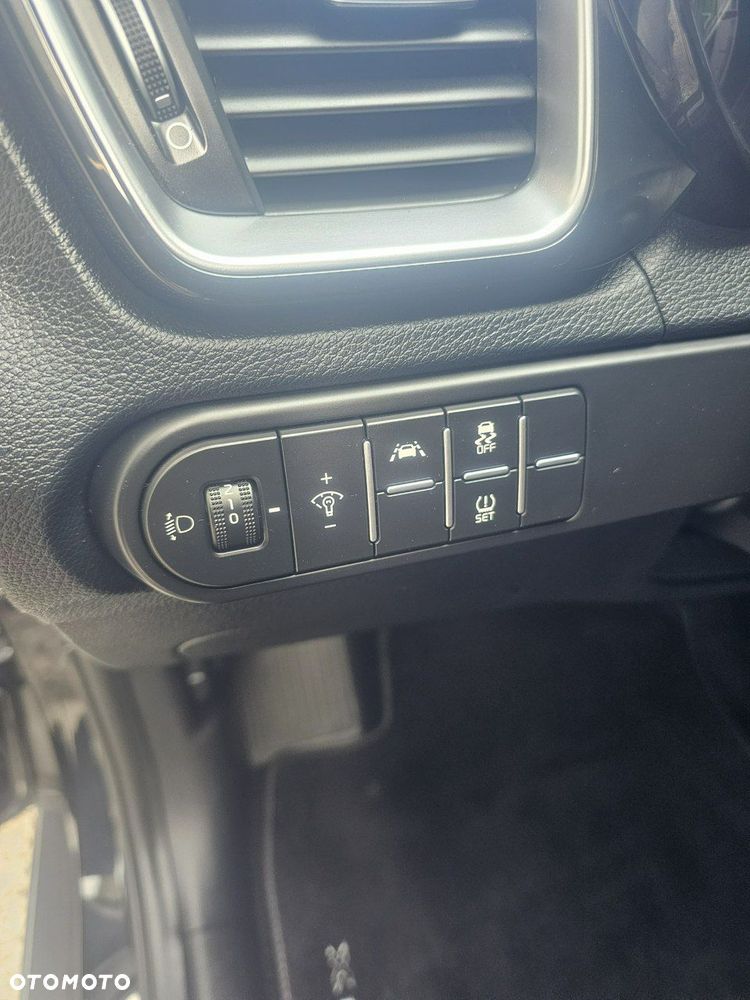 Kia XCeed - 21