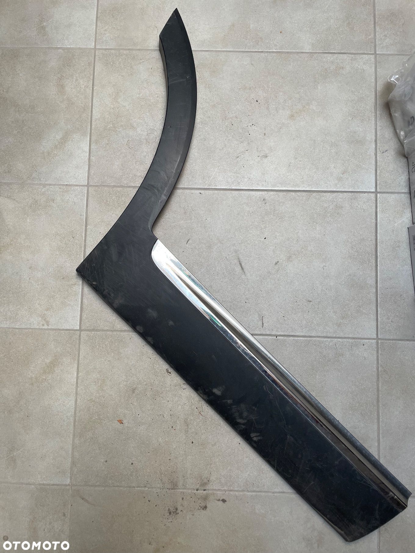 Listwa drzwi prawy tył Sorento 87776-c5200 - 1