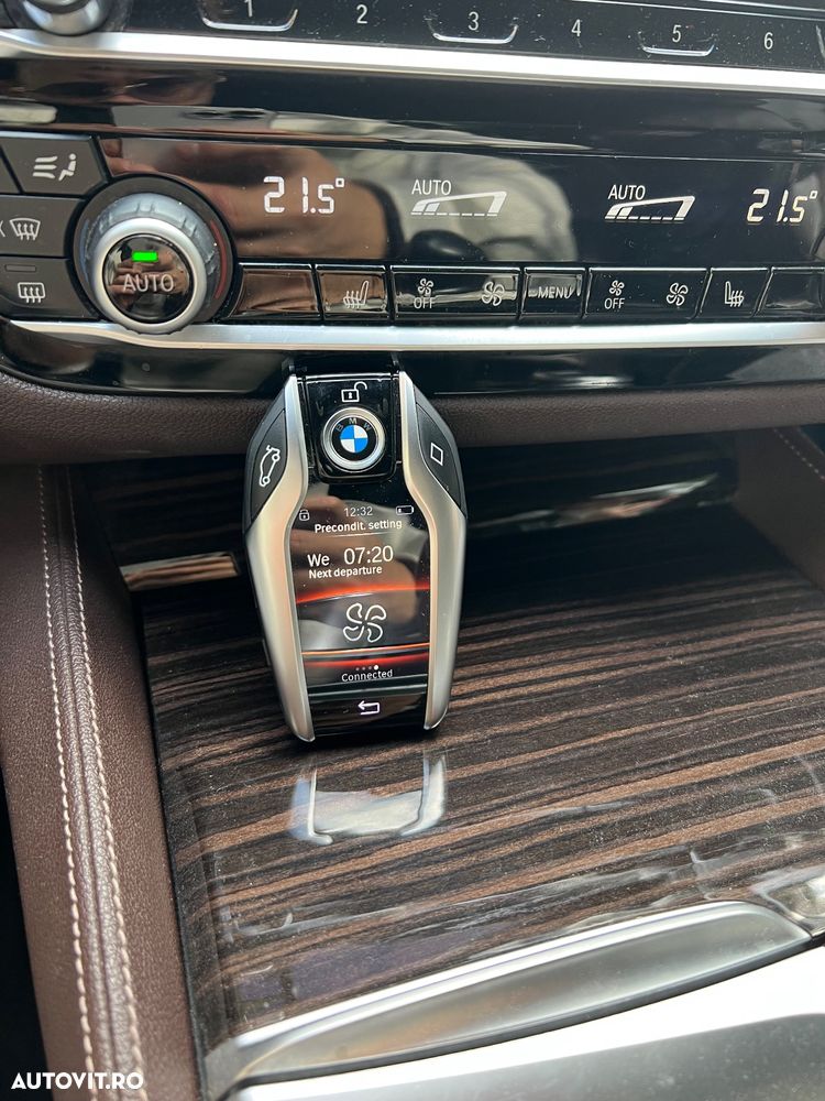 BMW Seria 5 530d xDrive Aut. Sport Line - 19