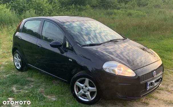 Fiat Grande Punto Actual 1.4 8V Estiva Blue&Me - 1