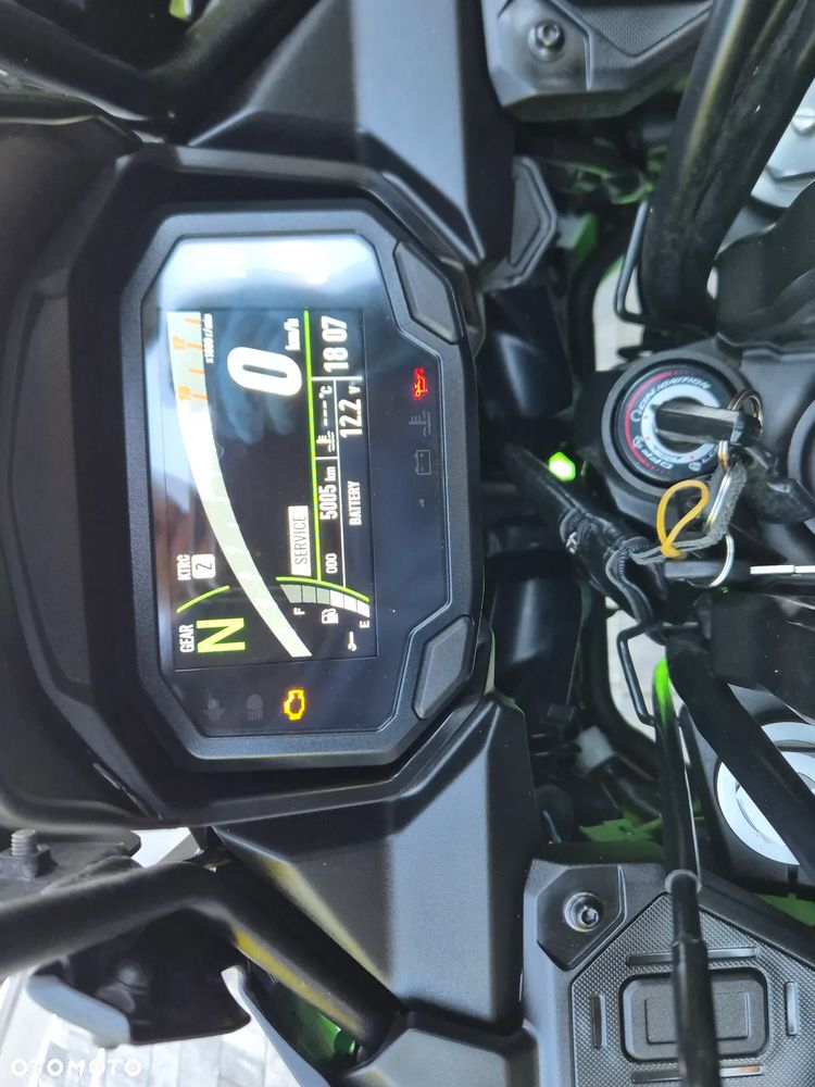Kawasaki Versys 650 - 8