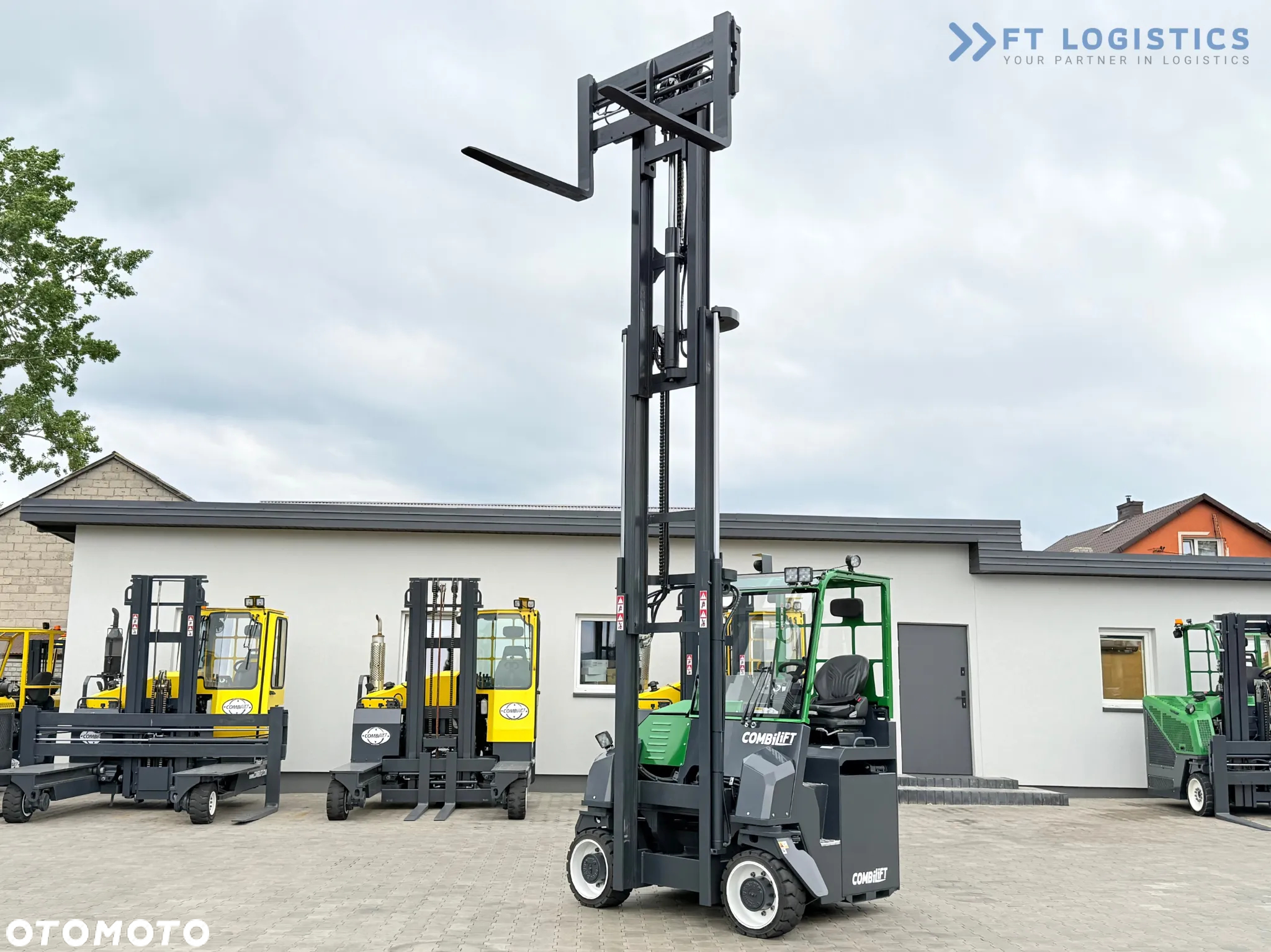 Combilift CBE4000 / TRIPLEX 5200MM / ELEKTRYCZNY / WOLNY SKOK / POZYCJONER / PRZESUW WIDEŁ / JAK NOWY - 30