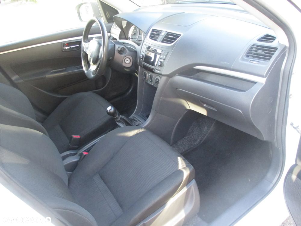 Suzuki Swift 1.2 30 Jahre - 9