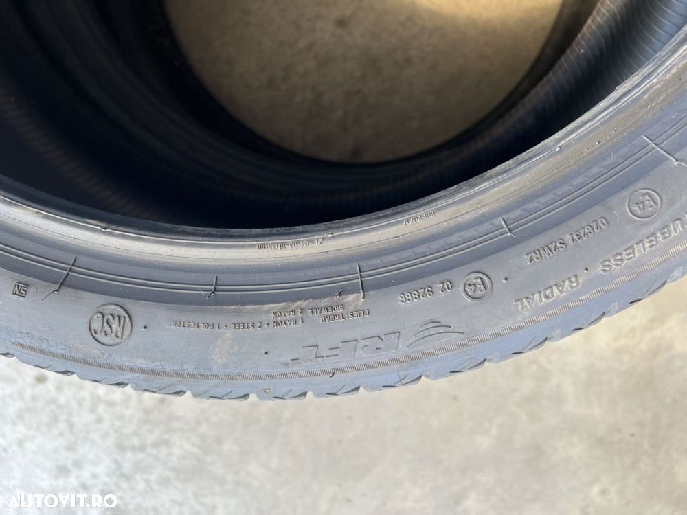 vând 2 anvelope 275/35/21 bridgestone de vară cu runflat ca noi - 6