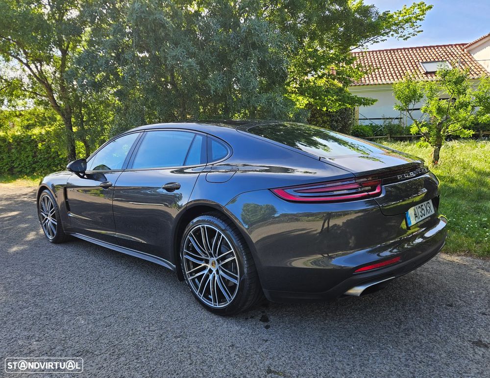 Porsche Panamera S Hybrid J19 - 7