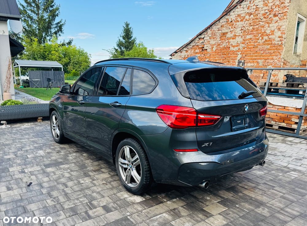 BMW X1 - 4