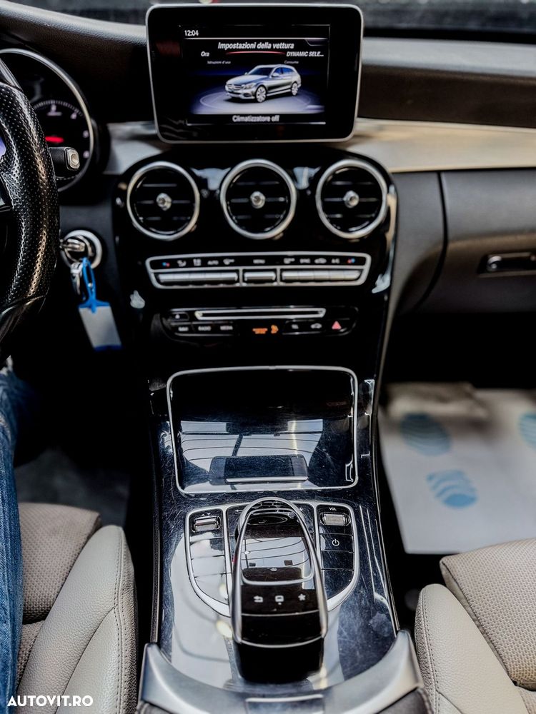 Mercedes-Benz C - 19