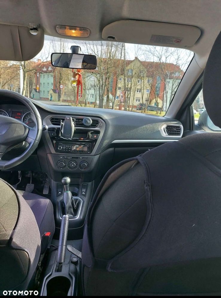 Peugeot 301 - 8