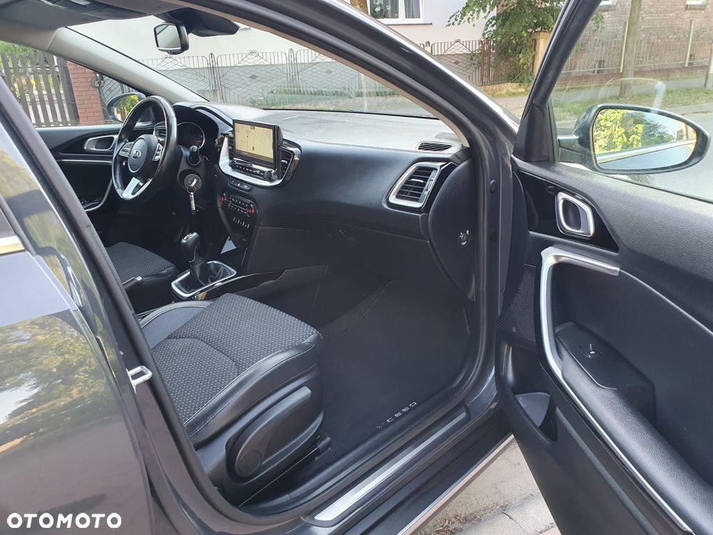 Kia XCeed 1.4 T-GDI OPF JBL SOUND EDITION - 11