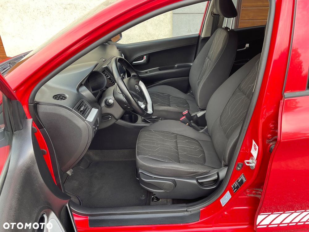 Kia Picanto 1.2 Dream Team Edition - 25