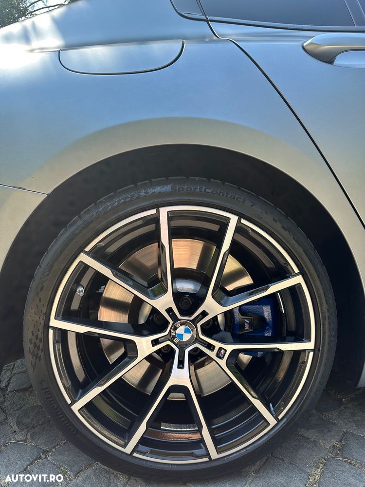 BMW Seria 8 - 7