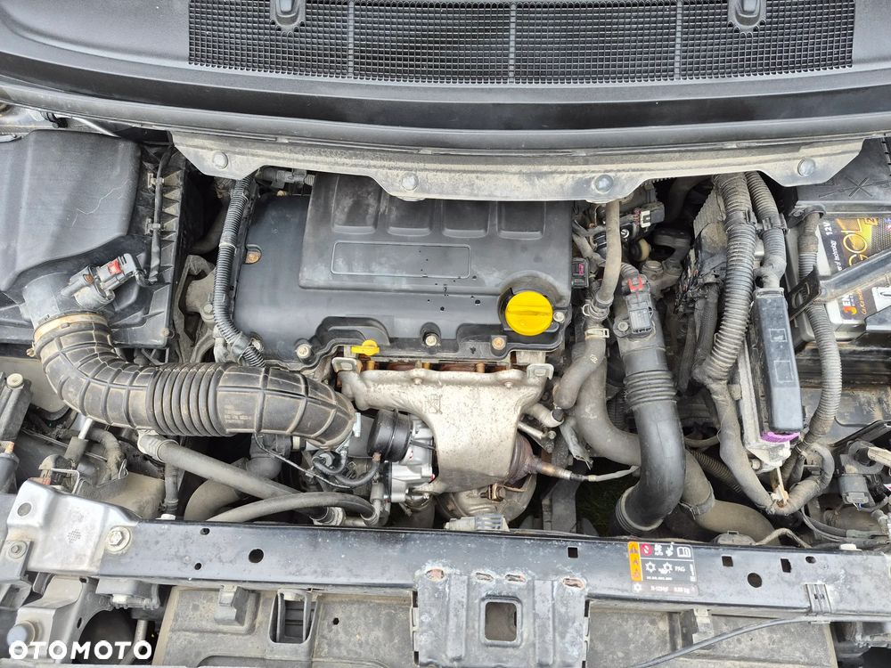 Opel Zafira - 22