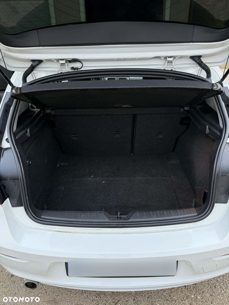 BMW Seria 1 118d Edition M Sport Shadow - 14