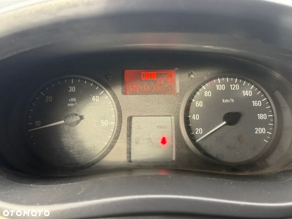 Opel Vivaro 2012 photo 5